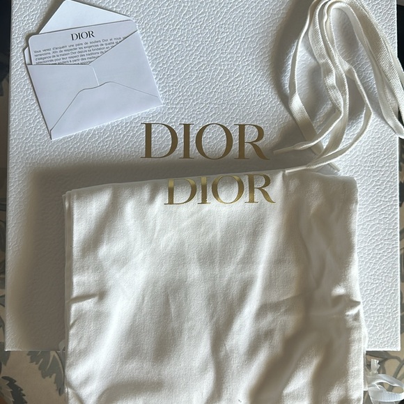 Christian Dior Sneakers - Picture 13 of 15